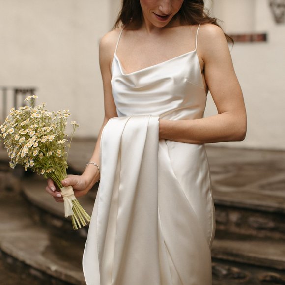 Danielle Frankel Wedding Dress - Picture 5 of 16